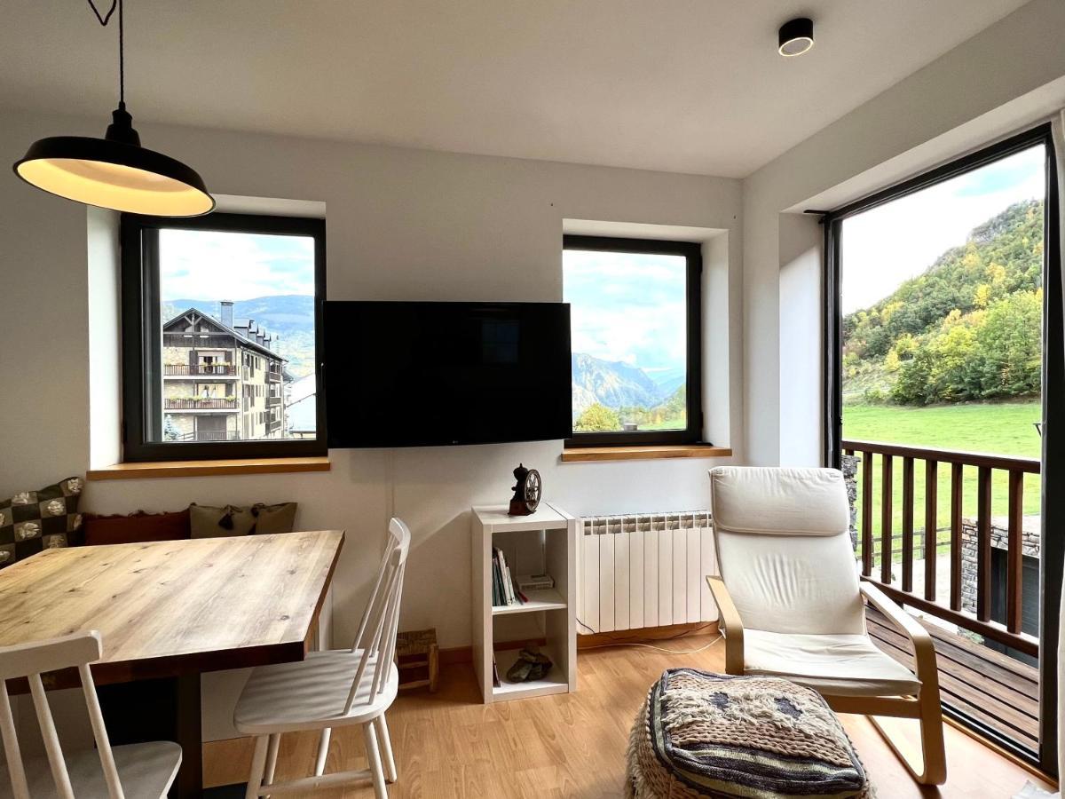 Apartament La Gisca - L'Amfitriona Valencia D'Aneu Buitenkant foto
