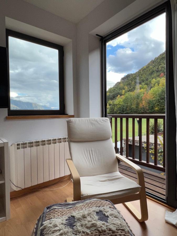 Apartament La Gisca - L'Amfitriona Valencia D'Aneu Buitenkant foto
